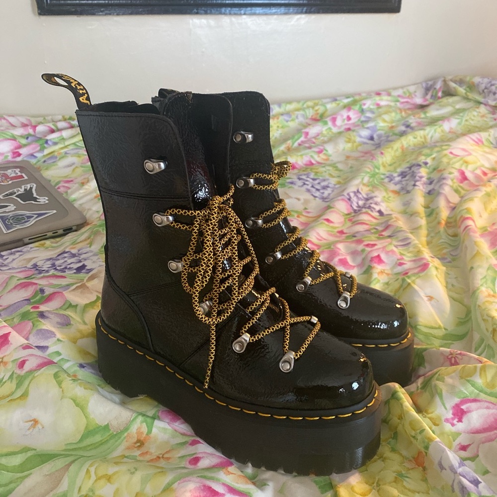 Doc Marten’s GHILANA MAX DISTRESSED PATENT LEATHER PLATFORM BOOTS